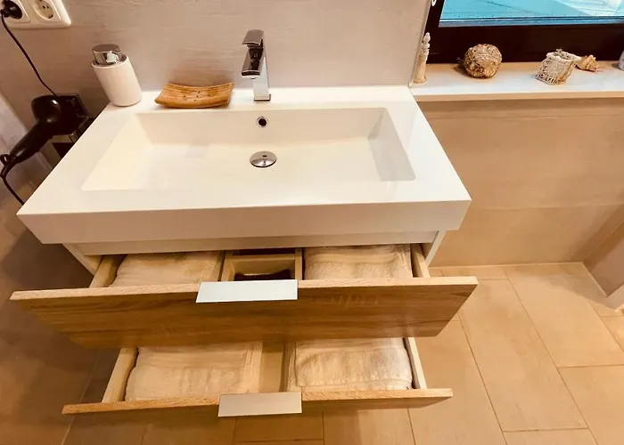 Ar I 4 Pers I Prime I Kueche I Wlan I Office アパート